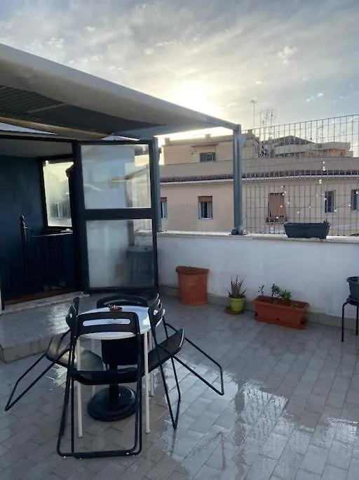 Piccolo Sogno Apartment ローマ